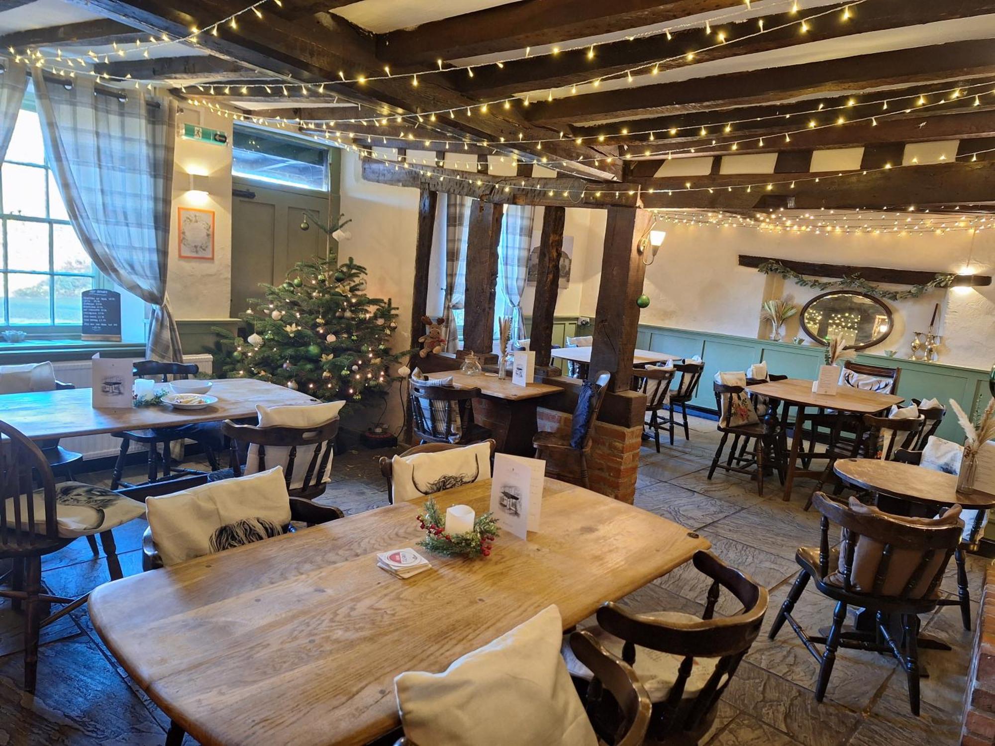 George & Dragon Country Pub & Hotel Wolverton Townsend Tadley Exterior photo